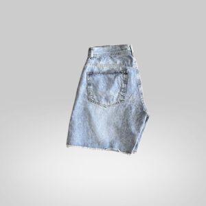 Bermuda de jean localizado liso | Bermudas | CLARO | Fesera La Plata | La Plata, Argentina