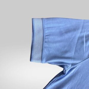 Chomba lisa de algodón. | Remeras | AZUL, CREMA | Fesera La Plata | La Plata, Argentina