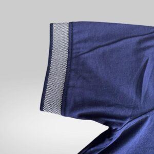 Chomba lisa de algodón. | Remeras | AZUL, CREMA | Fesera La Plata | La Plata, Argentina